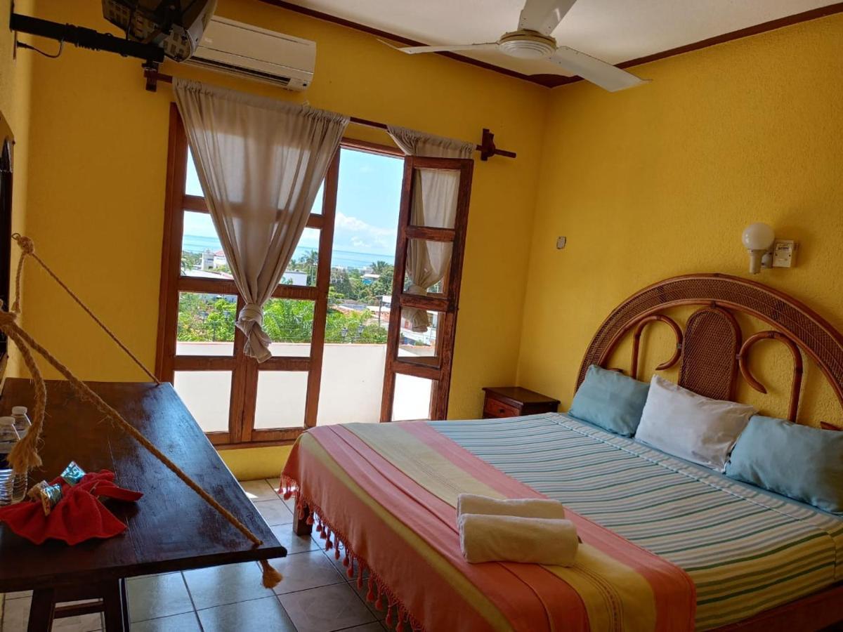 Hotel Casa Juanita 푸에르토 에스콘디도 외부 사진